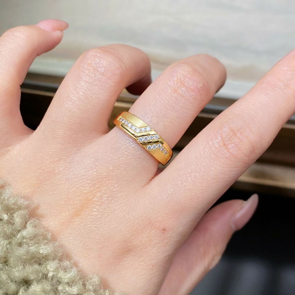 Italian Brushed Vintage Moissanite Ring in 14K Gold Plated 925 Silver | Moisse & Silver Co. | #74 - Moisse & Silver Co.