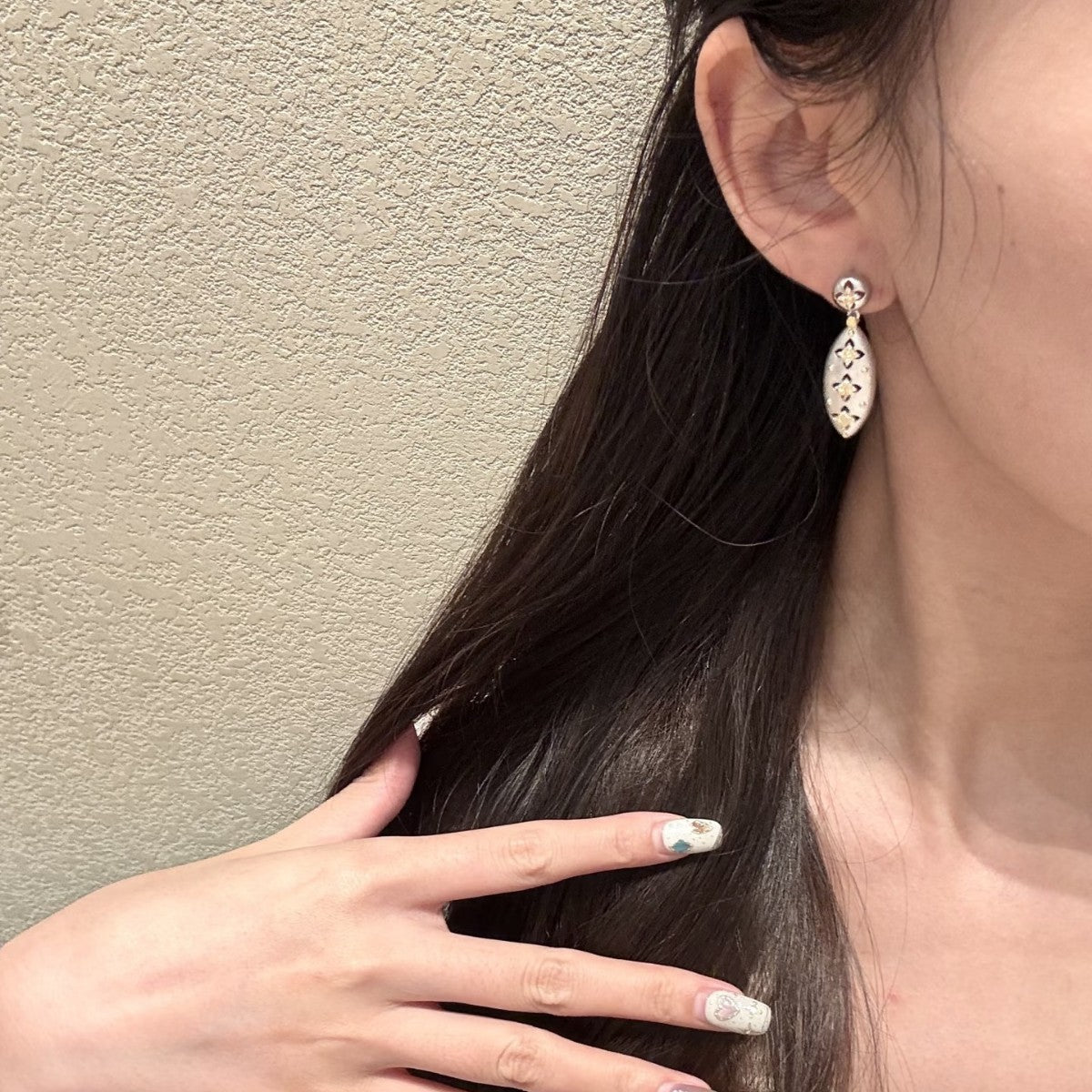 Italian Brushed Vintage Minimalist Moissanite Necklace in 14K Gold Plated 925 Silver | Moisse & Silver Co. | #58 - Moisse & Silver Co.