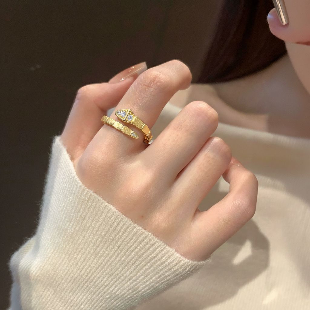 Italian Brushed Vintage Luxury Moissanite Ring in 14K Gold Plated 925 Silver | Moisse & Silver Co. | #18 - Moisse & Silver Co.