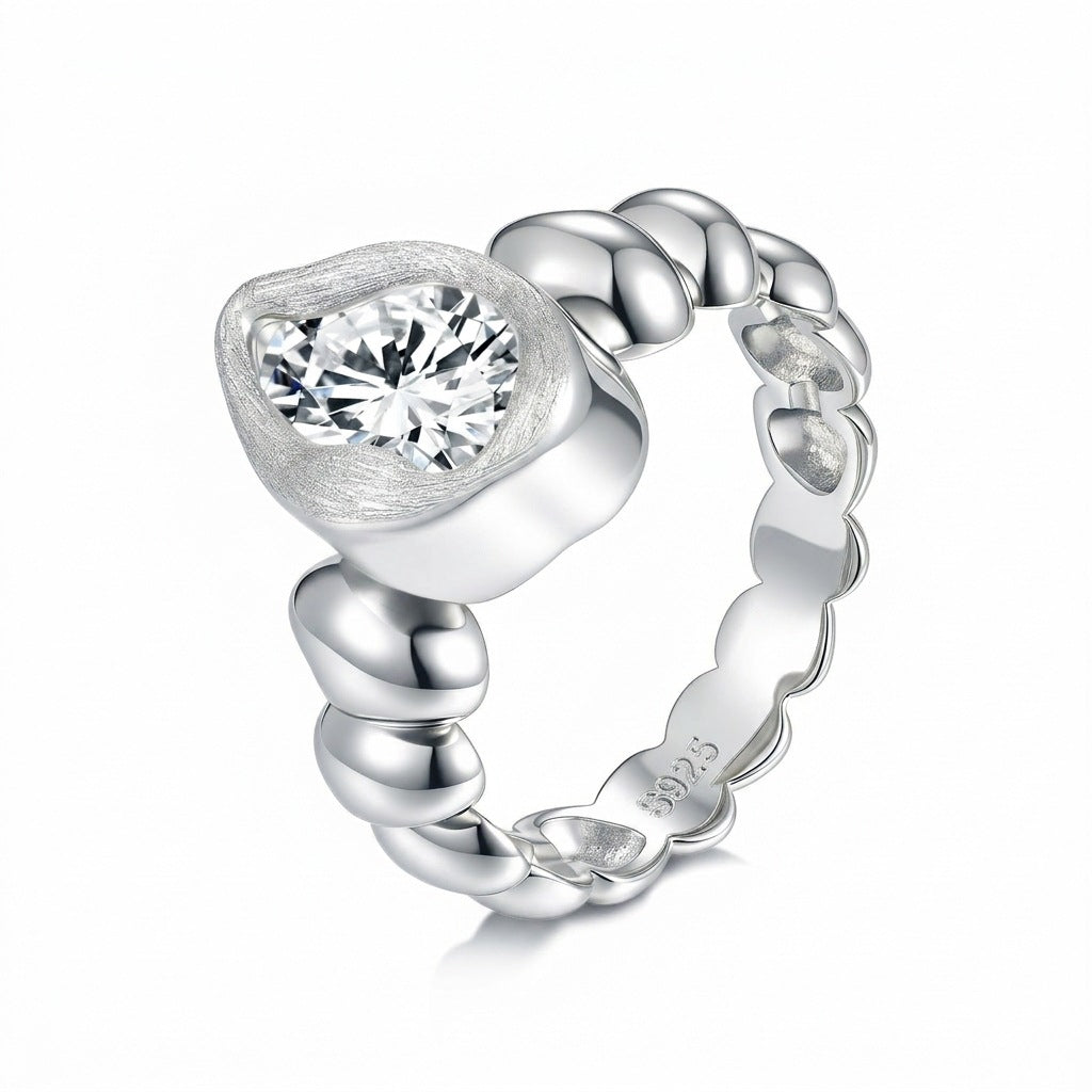 Italian Brushed Vintage Minimalist Moissanite Ring in 14K Gold Plated 925 Silver | Moisse & Silver Co. | #100 - Moisse & Silver Co.