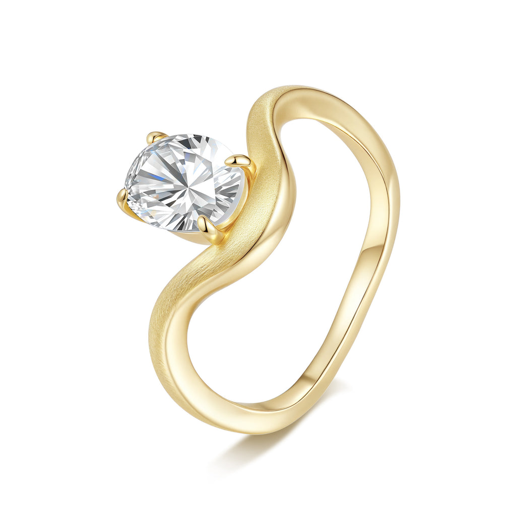 Italian Brushed Luxury Heart Moissanite Bracelet in 14K Gold Plated 925 Silver | Moisse & Silver Co. | #33 - Moisse & Silver Co.
